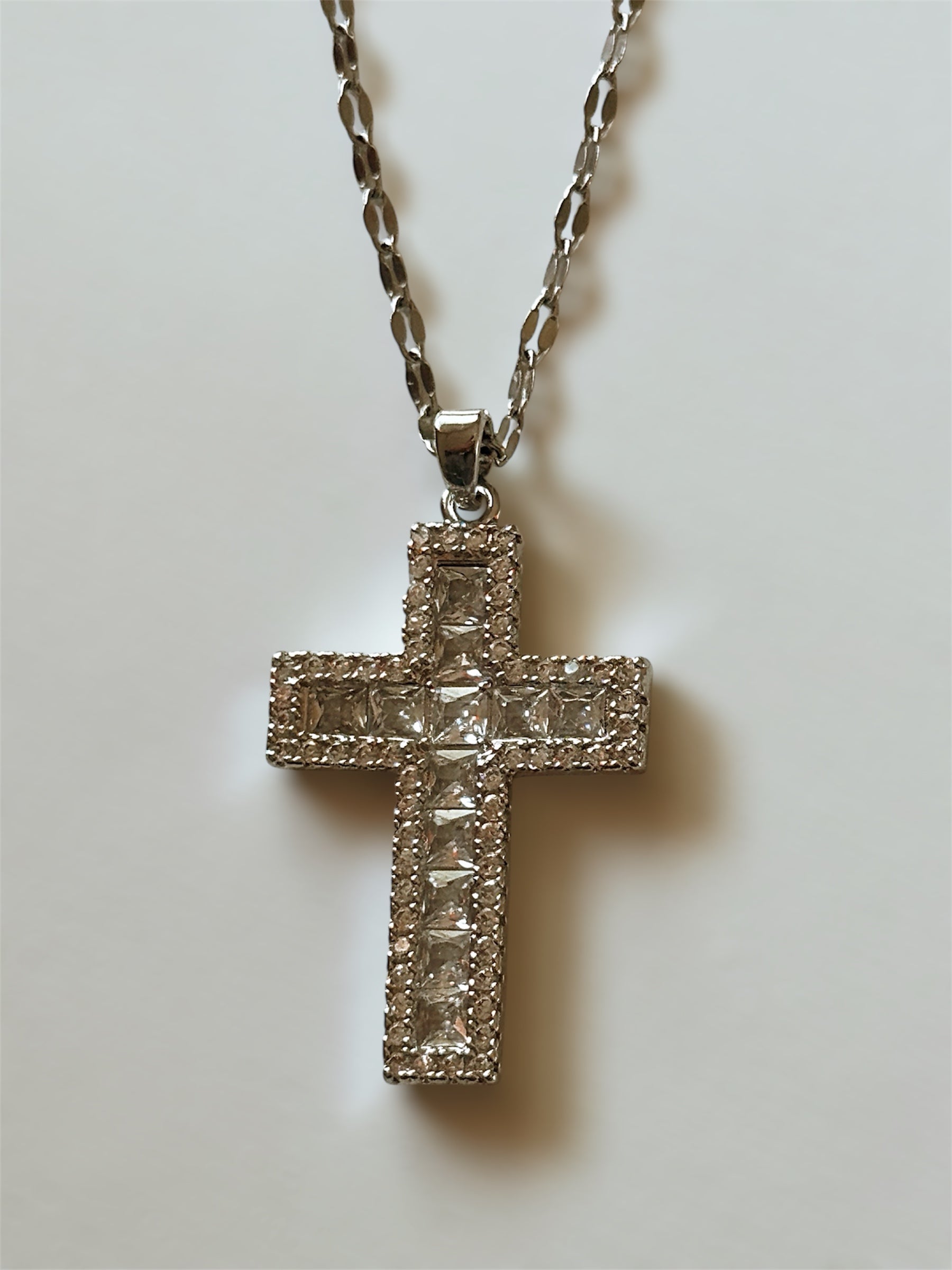 Cruz Stone Necklace
