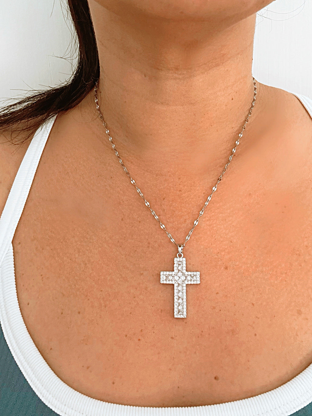 Cruz Stone Necklace