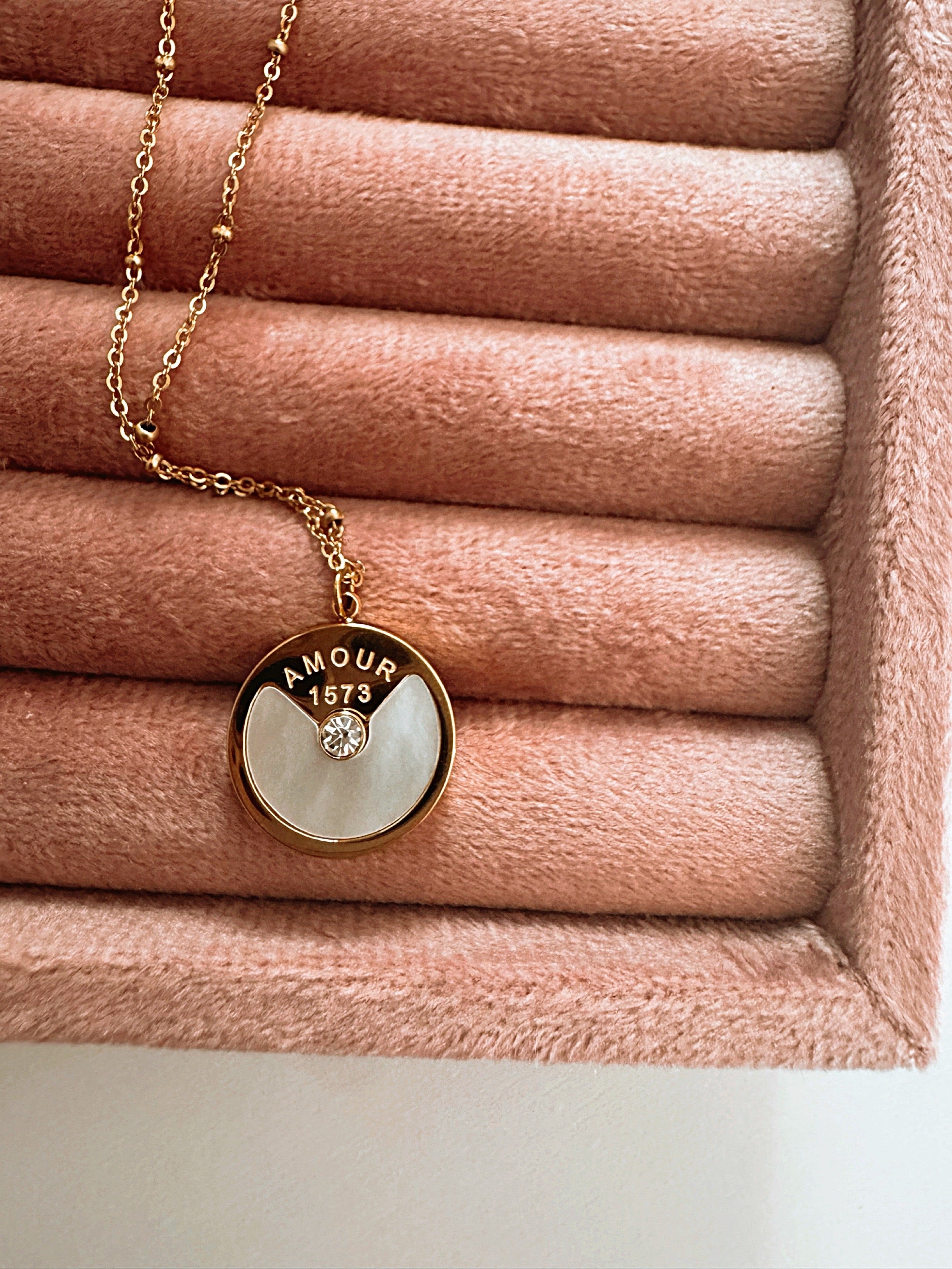 Amour Infatuated Necklace