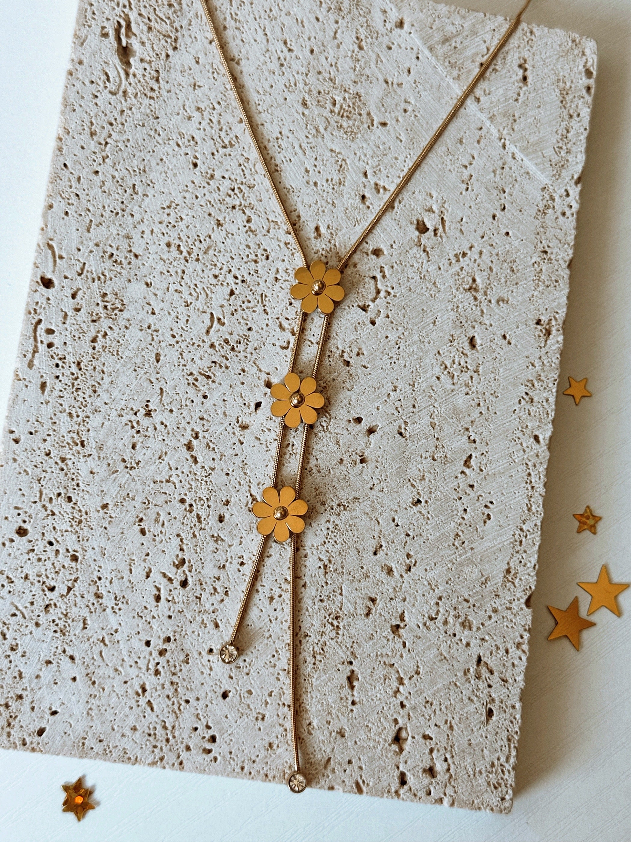 Daisy Necklace