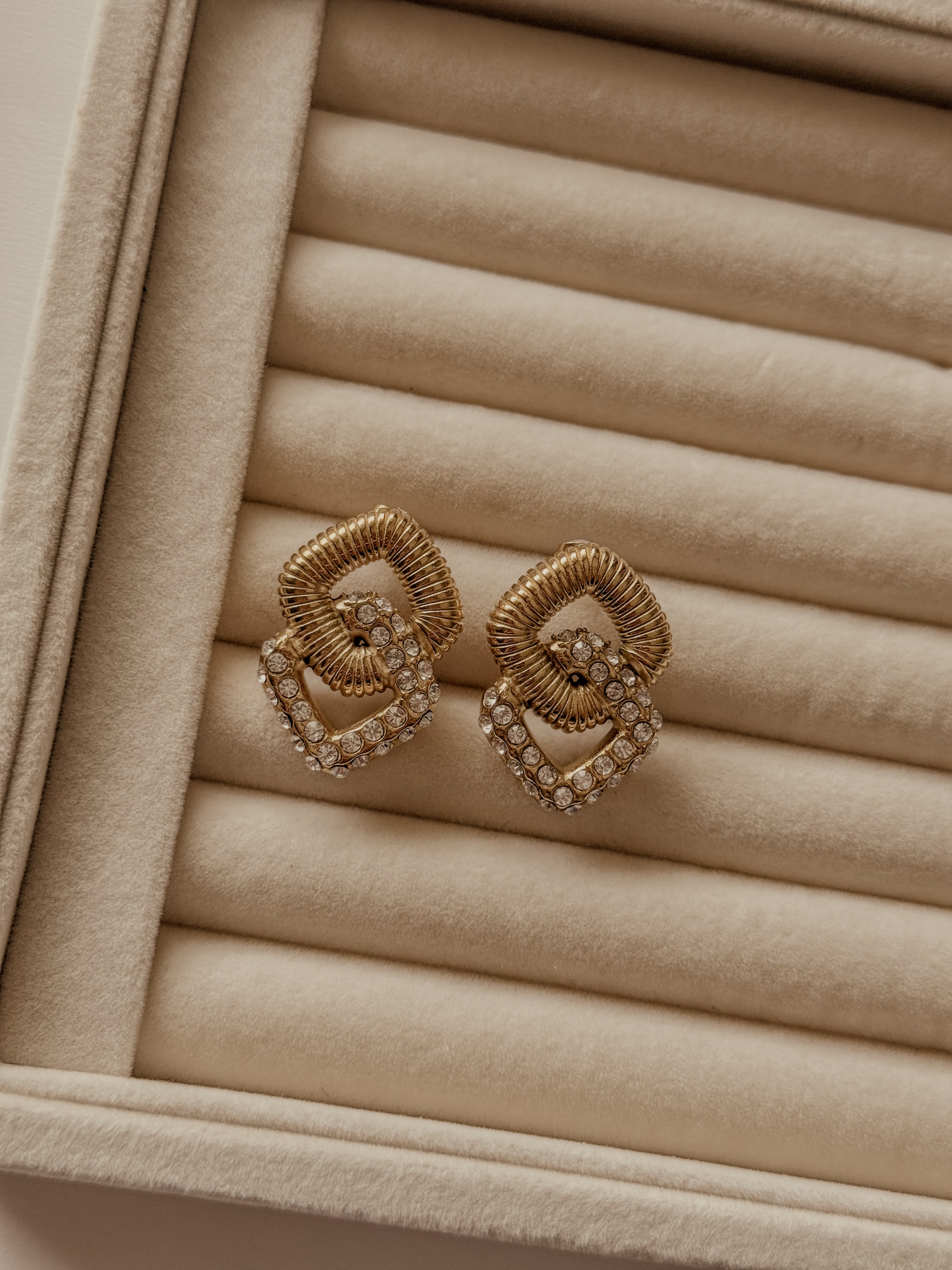 Gemela Stone Earrings