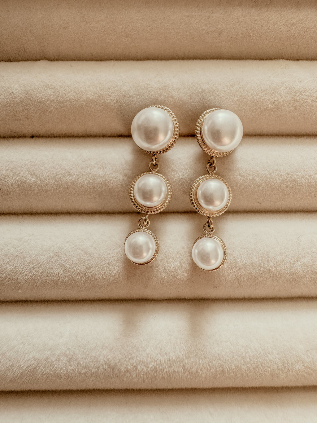 Magalie Earrings
