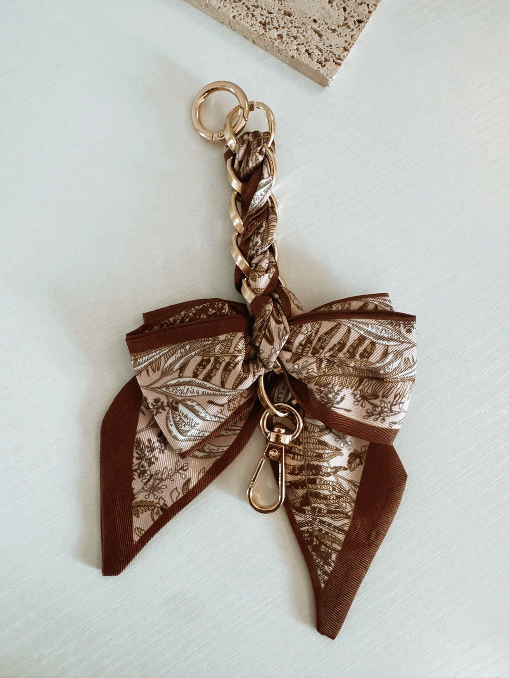 Vintage Bow Chain