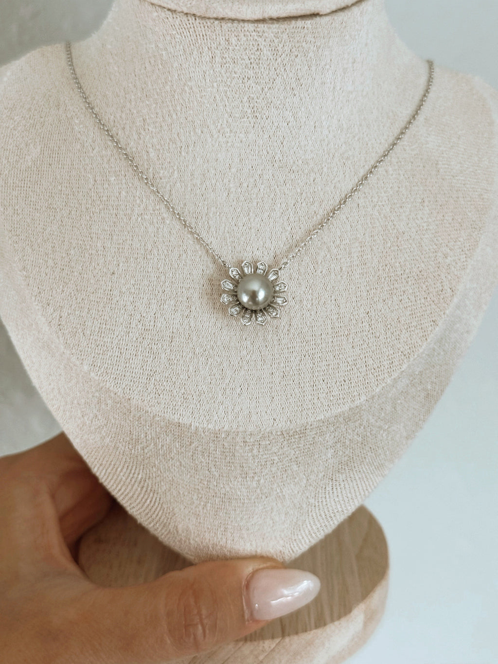 Perlas nang Silangan (Pearl of the Orient) S925 Sterling Silver Necklace